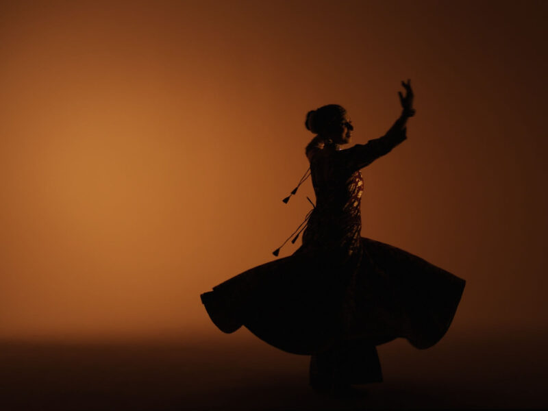 Indian danceress